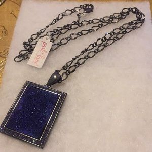 Druzy pendant with chain. Quality costume jewelry.